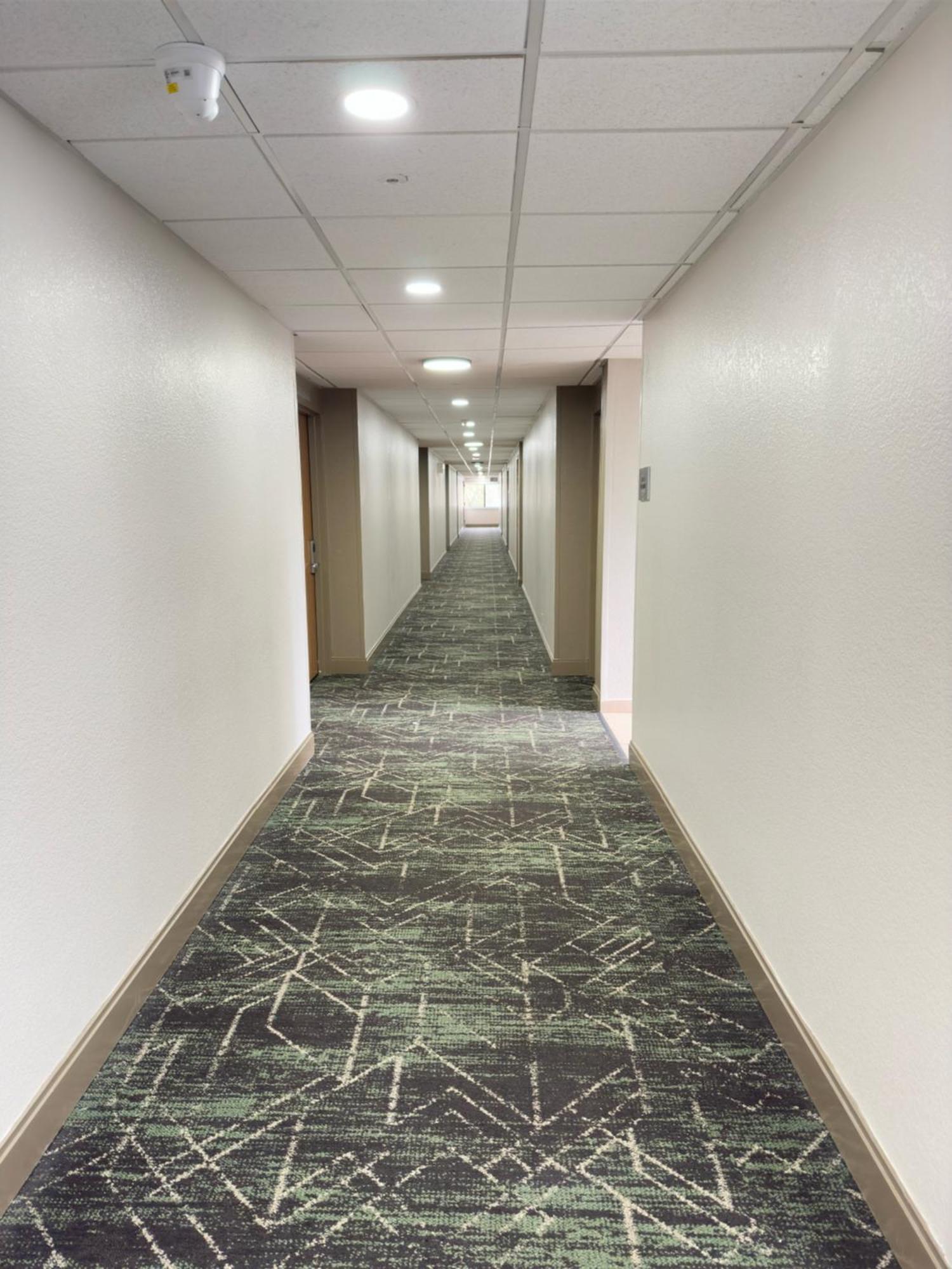Super 8 By Wyndham Dallas Love Field Airport Exterior foto